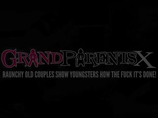 풍부한 과 늙은 가르침 가난한 학생 로 grandparentsx: 옥외 입 섹스 클립